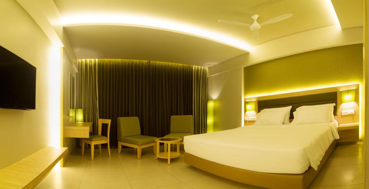 Kvm Hotels Tiruchirappalli Eksteriør billede